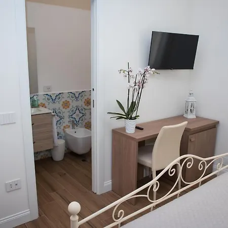 Bed & Breakfast La Piazzetta